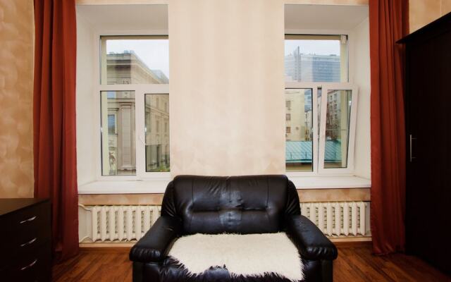 LUXKV Apartment on Old Arbat