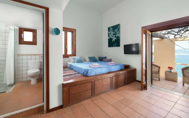 Villa Kerylos - Adults Only