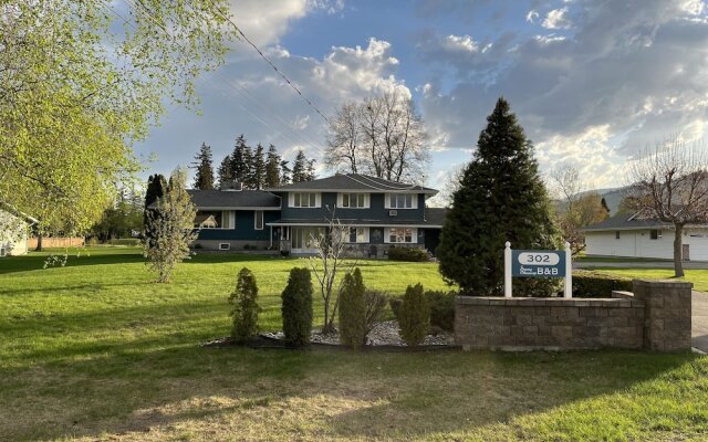 Sunny Shuswap B&B