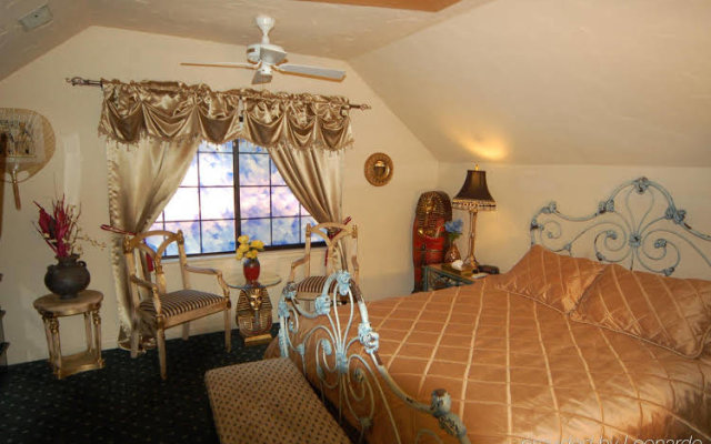 Econo Lodge Inn & Suites Heavenly Village Area