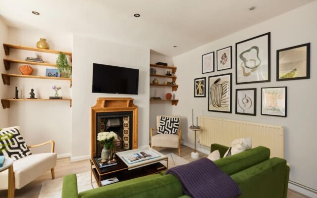The Hammersmith and Fulham Wonder - Trendy 3bdr Flat With Garden
