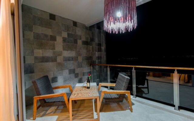 Luxury Apartment at AYANA Residences