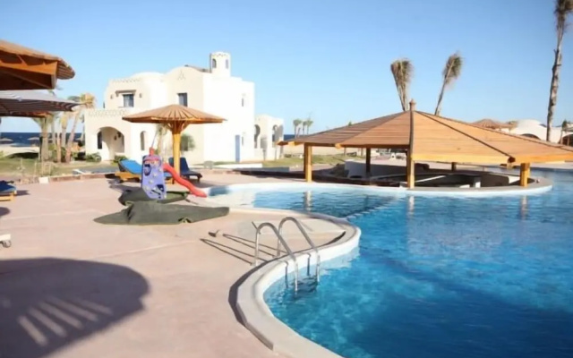 BeachSafari Resort