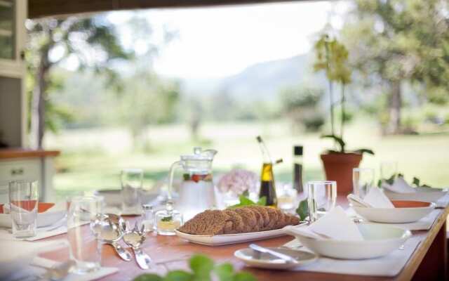 Twin Thorns Guesthouse