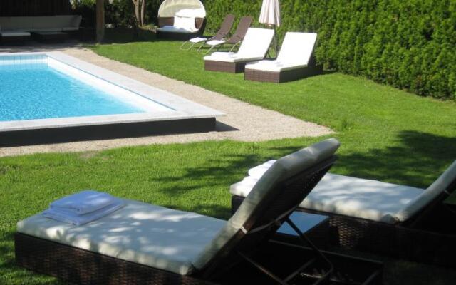 Hotel Taxacher