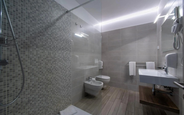 YUGOGO GRAZIOLI 27 Trento Centro