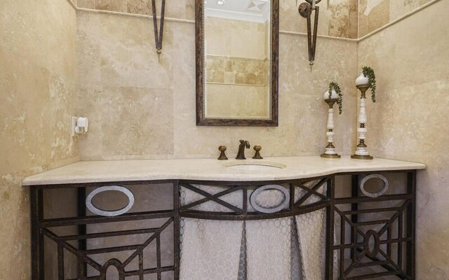 Villa Blanco by Five Star Properties