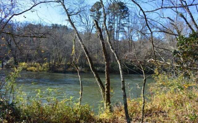 Wildwood River Retreat