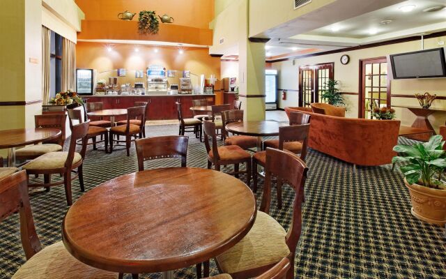 Holiday Inn Express Hotel & Suites Trincity Trinidad Airport by IHG