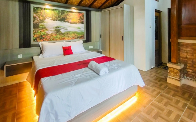 RedDoorz near Stasiun Banyuwangi Kota – Guest Rooms – Banyuwangi