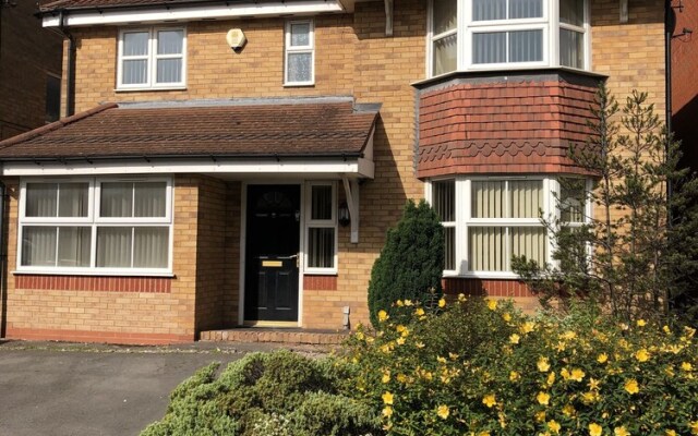 Serviced Luxury Accommodation