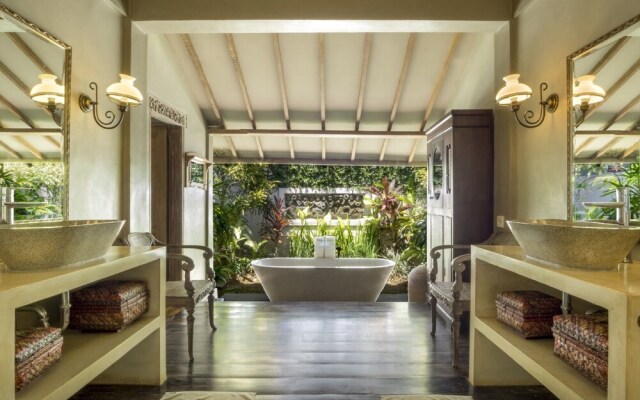 Villa Koyama by Villa Finder