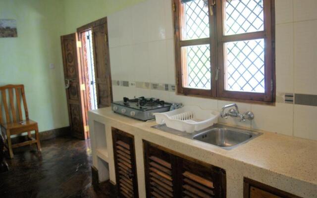 Luciano & Grace Apartments