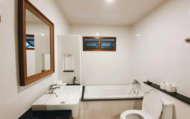 Buri Gallery House & Resort