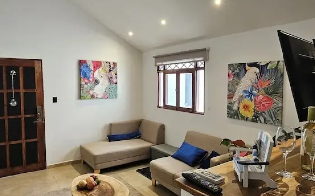 Zoa Villas - 2 minutes to the beach