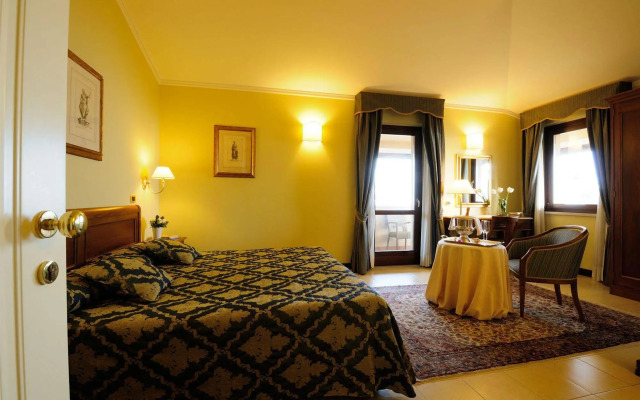 Villa Cattani Stuart XVII secolo