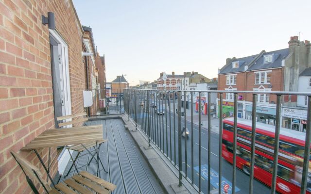Two Bedroom Flat-Heart of London