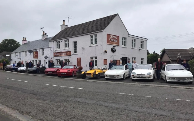 Horse and Hound Country Inn