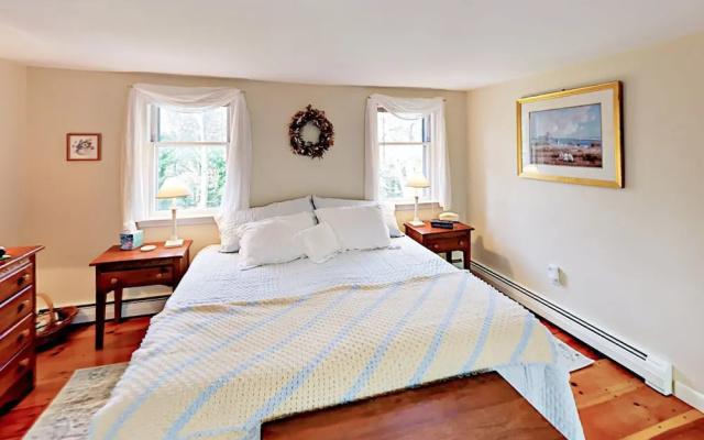 Daisy Street 12 - 4 Br Home