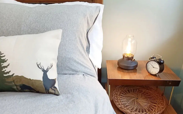 Golden Mountain View Suites