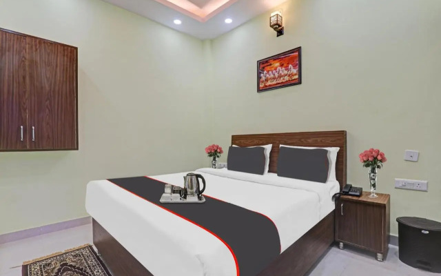 Collection O 70162 Hotel Shiva Palace