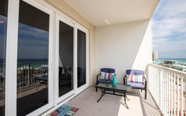 Laketown Wharf - 810