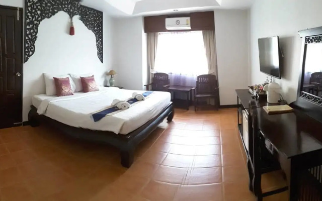 Wangburapa Grand Hotel