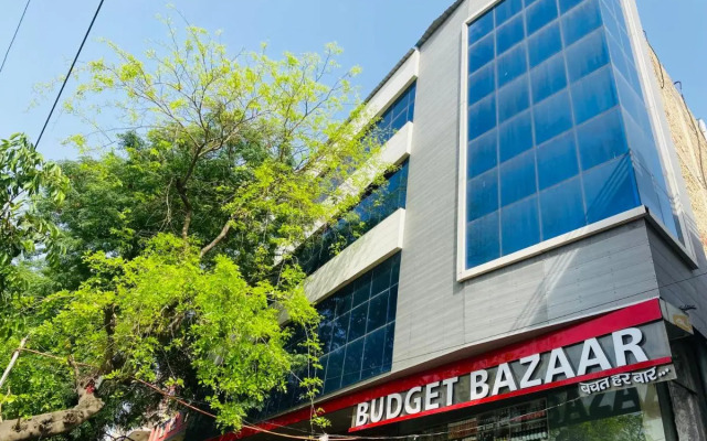 Qotel Flagship Hotel Sagarpur