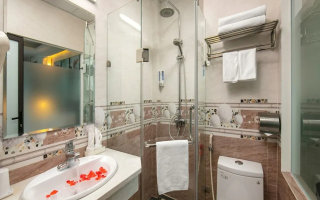 Quang Chung Hotel