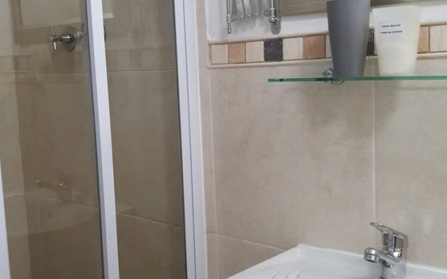 Tyger Hills Guest House