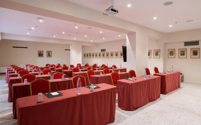 Brown Beach Chalkida Kosher Resort, a member of Brown Hotels