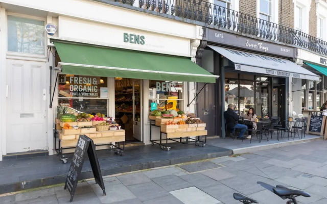 Willes Road II by Onefinestay