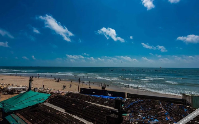 OYO Stayout Baga Shack Road