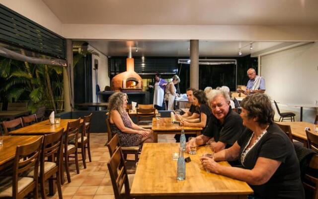 Quality Suites Ivory Palms