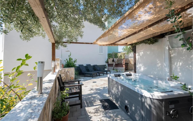 One-Bedroom Holiday home with Sea View in Makarska