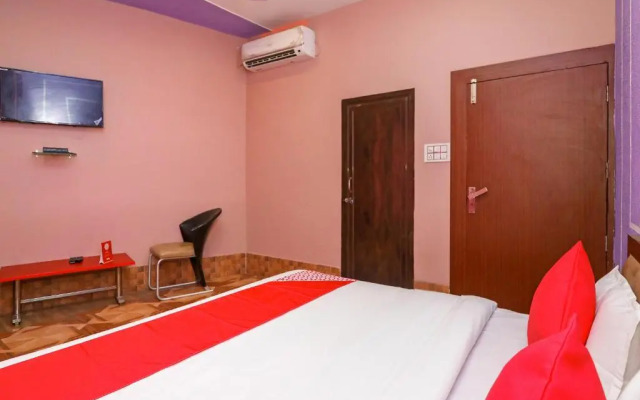 Raj Mahal By OYO Rooms