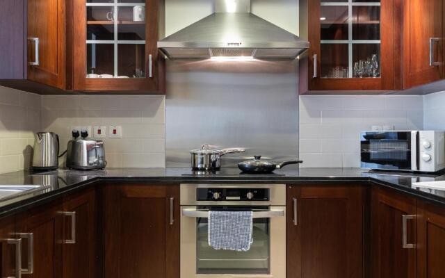 Chic 1BR with Burj Khalifa View in Downtown