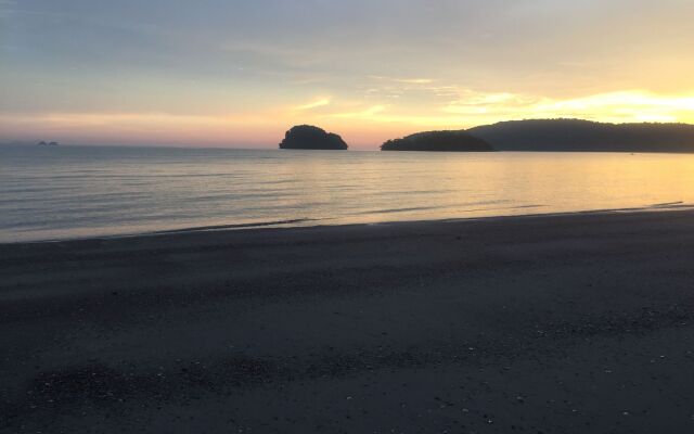 PAN Beachfront Resort Krabi