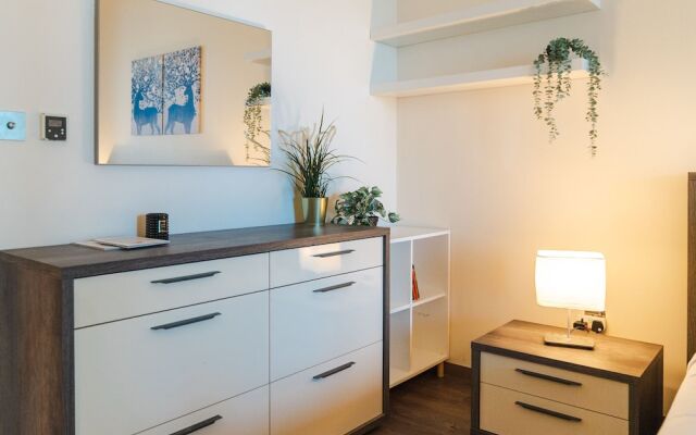 HiGuest - Marina Residences 6