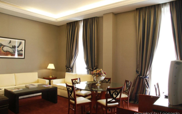 Piraeus Theoxenia Hotel