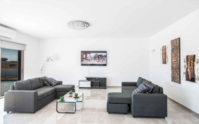 Villa Demeter
