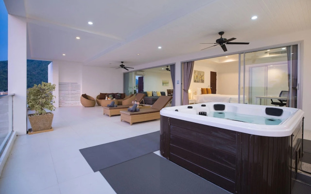 Ocean View Jacuzzi 3BR Kata Penthouse