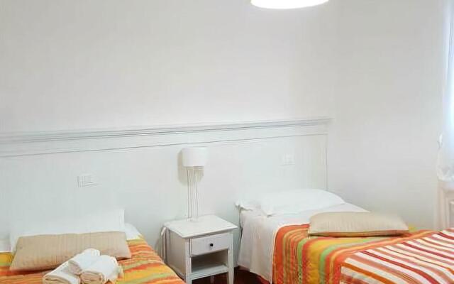 Hotel Porta Romana di Luce Hotels