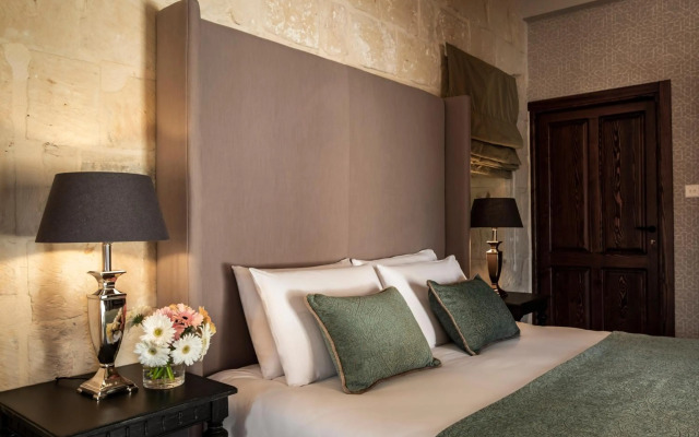 Cesca's Boutique Hotel