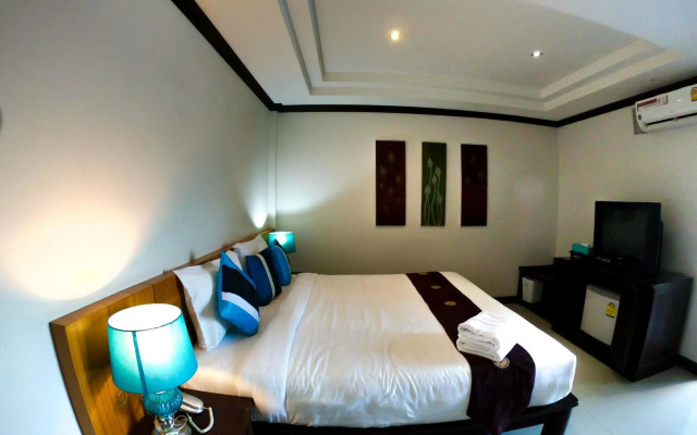 Queen Boutique Hotel