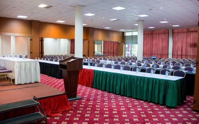 The Panari Hotel - Near Jomo Kenyatta International Airport