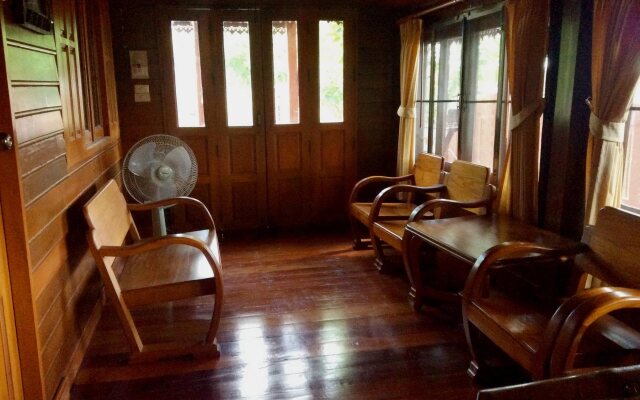 Sasithorn Garden View Hotel