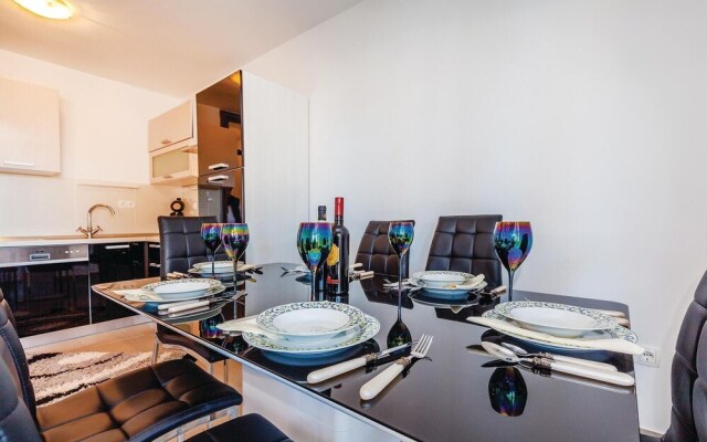 Beautiful Home in Crikvenica With Wifi and 6 Bedrooms