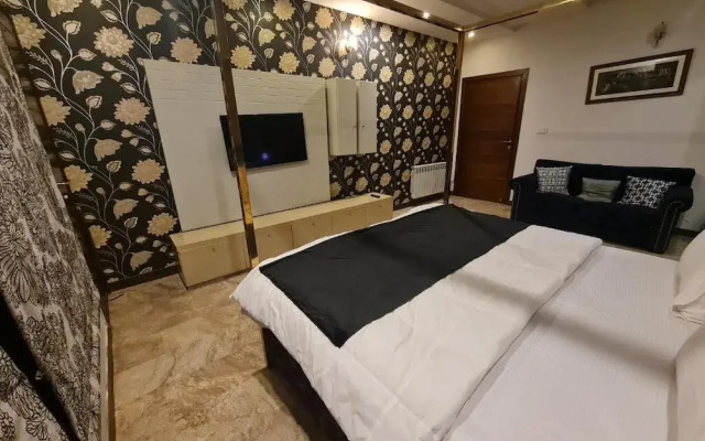 189 The Guest House