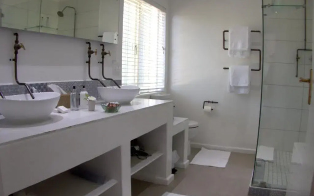 Long Story Guest House